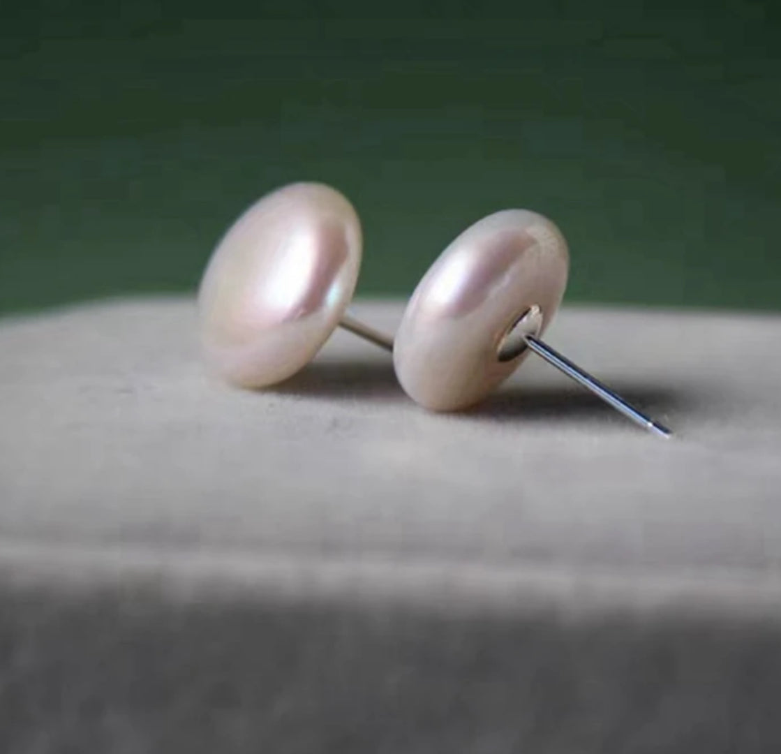 FW Pearl Button Studs