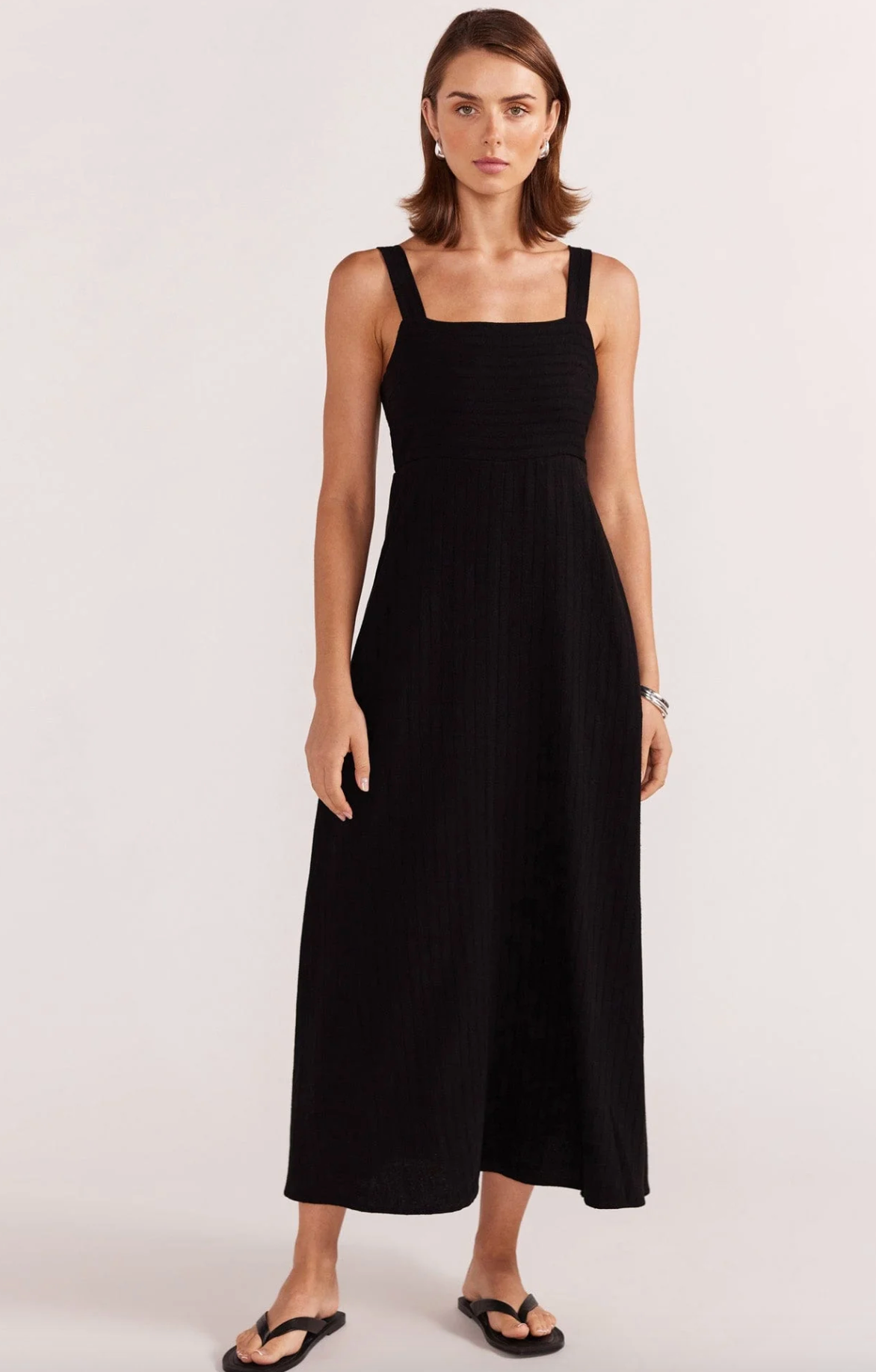 EMBER MIDI DRESS IN BLACK