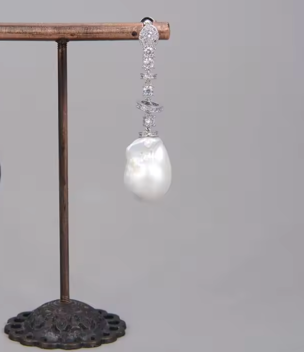 FW Pearl Drop Earrings